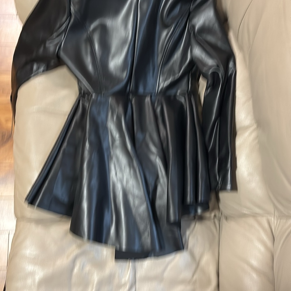 Jacket - Picture 5 of 5